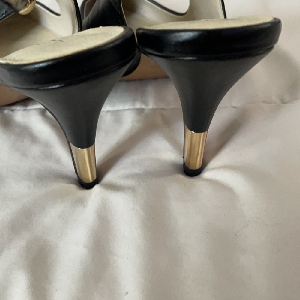 Aldo - Picture 3 of 4